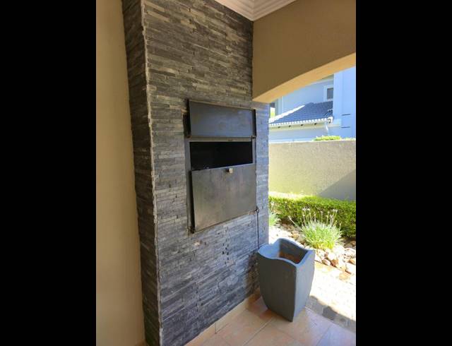 5 BEDROOM PROPERTY TO RENT IN MIDSTREAM ESTATE